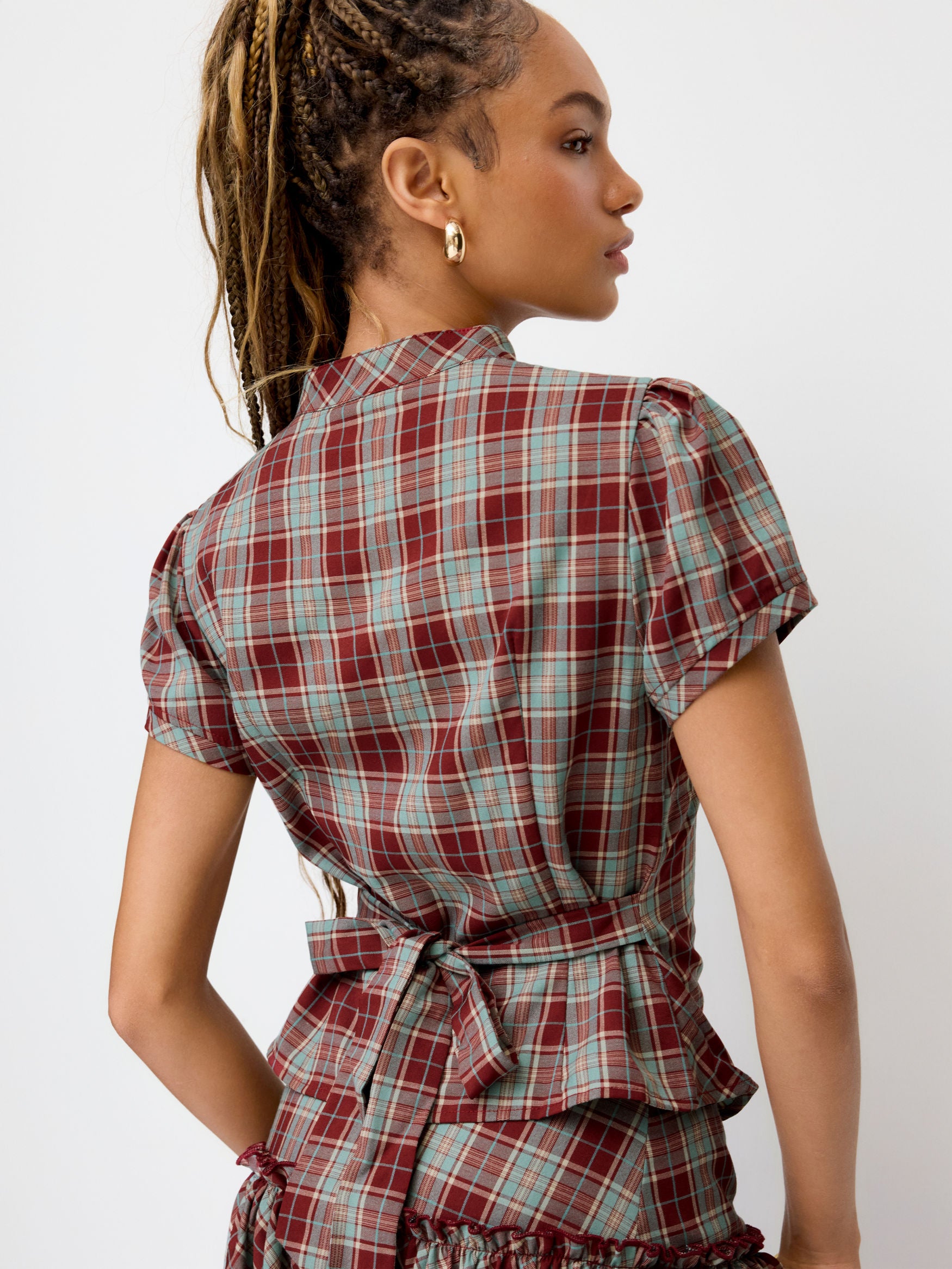 PLAID STAND COLLOR TOP